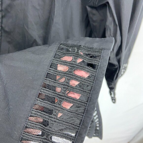 Misook Women 1X Tunic Blouse Minimalist Black 3/4 Sleeve Cutouts Button Up Top - Picture 2 of 10